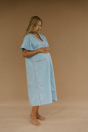 Women's Maternity Gowns 